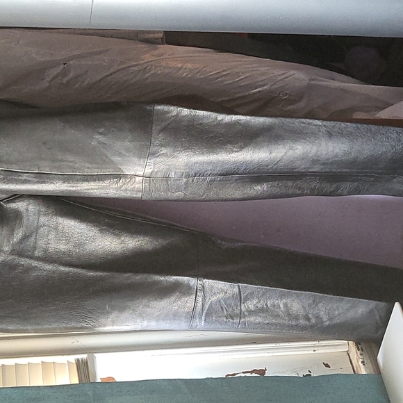 Pants - Picture 2 of 3